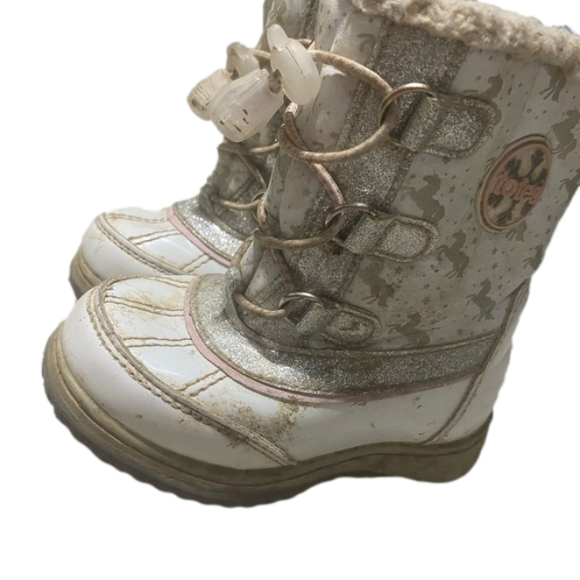 ♥️Toddler girl snow boots 7c - Picture 1 of 8